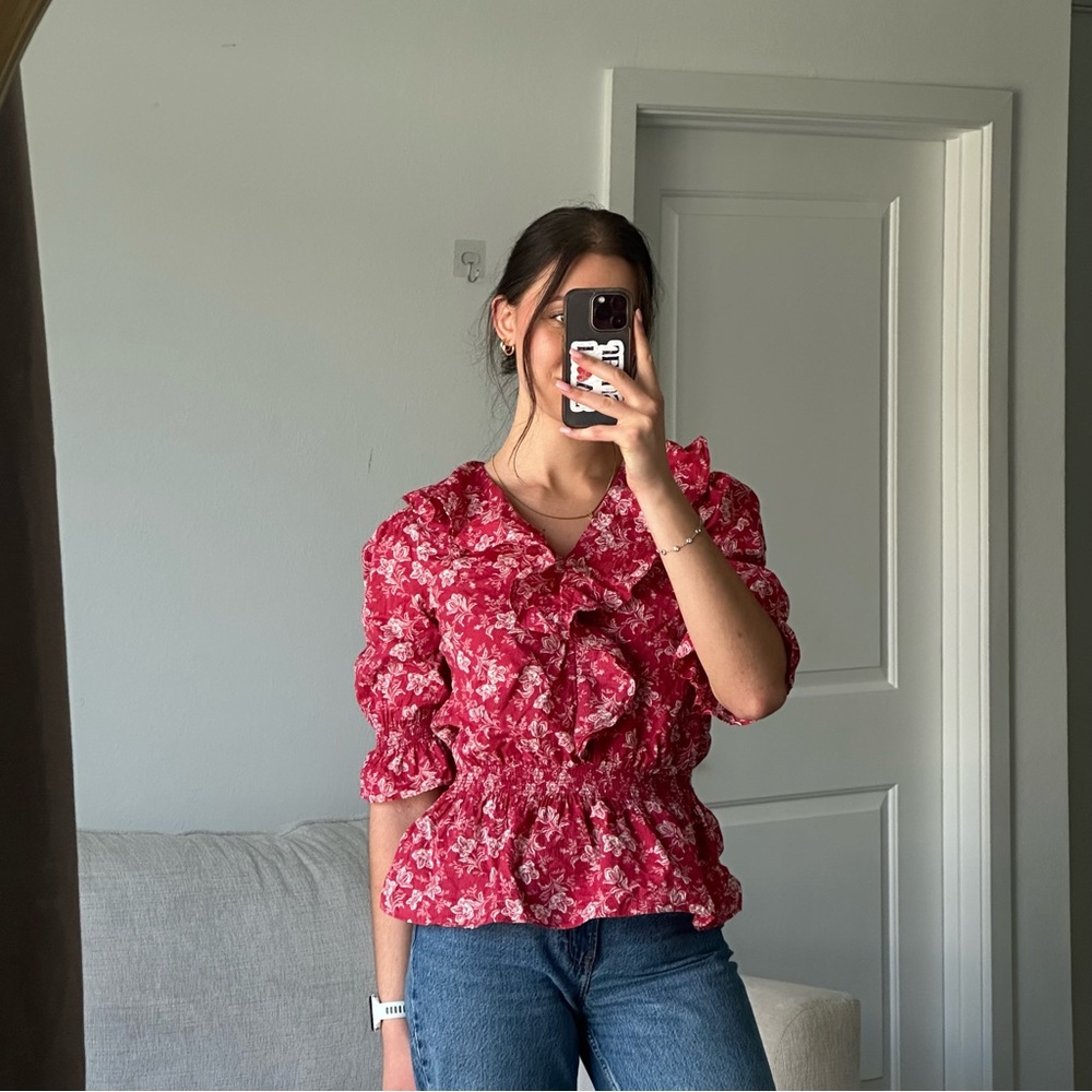 XSOLDX Ralph Lauren ruffle top size small
